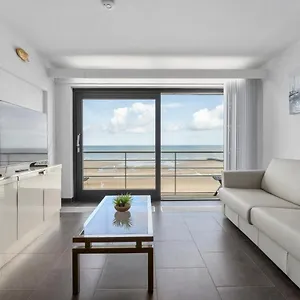 Apartment Dilemmasea - App Met Zeezicht, Terras En Zwembad, Middelkerke