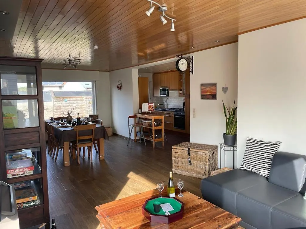 فيلا Casa K ميدل كيرك
